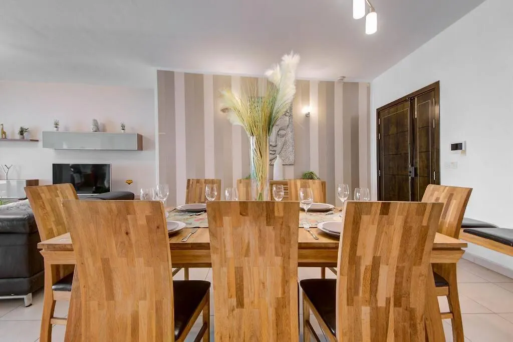 Modern And Spacious 3 Bedroom Apt In St Julian'S Saint Julian's