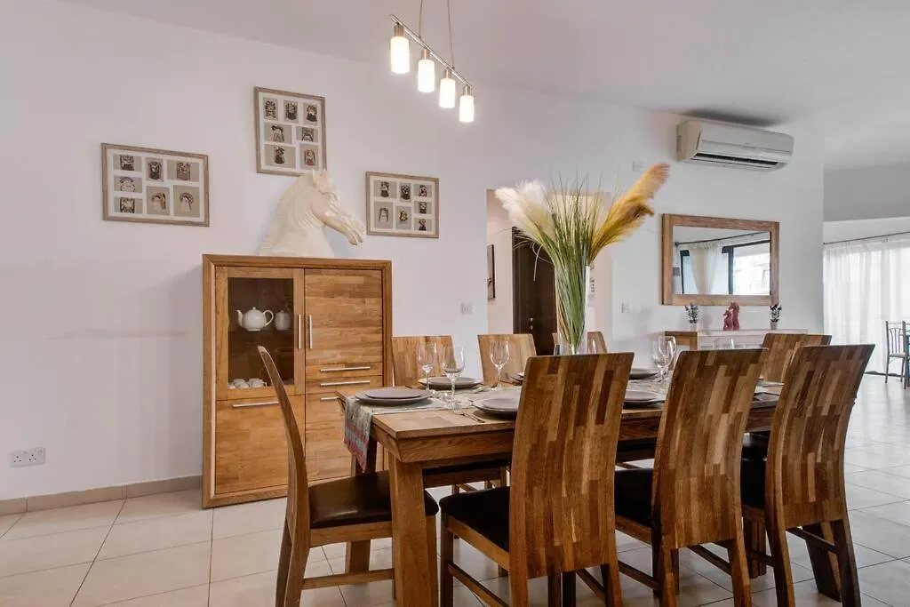 Modern And Spacious 3 Bedroom Apt In St Julian'S Saint Julian's 马耳他