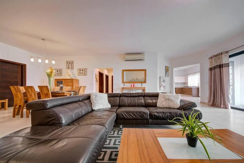 Modern And Spacious 3 Bedroom Apt In St Julian'S Saint Julian's 公寓